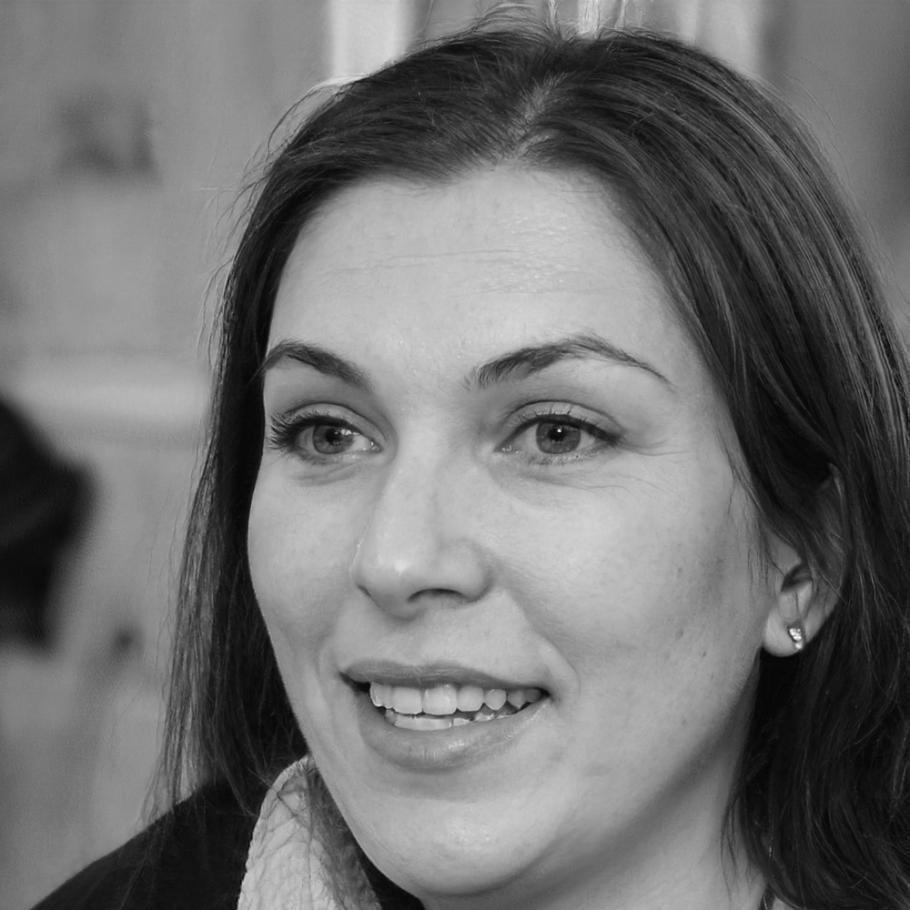 Элина Бьернссон